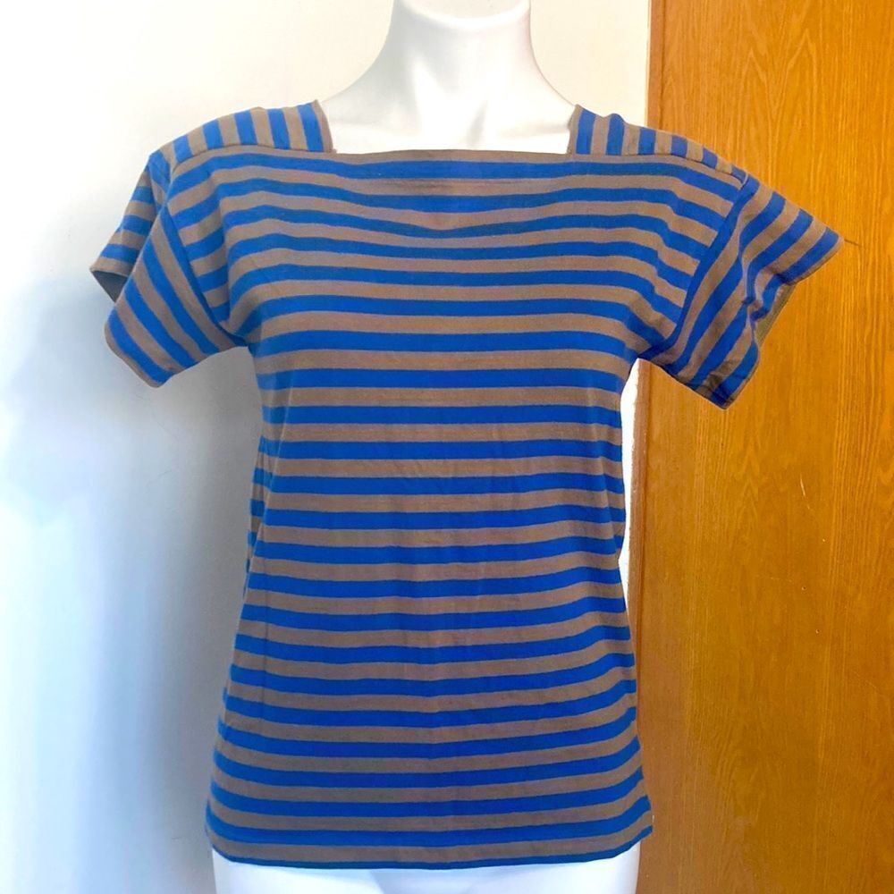 Jeanne Pierre top 